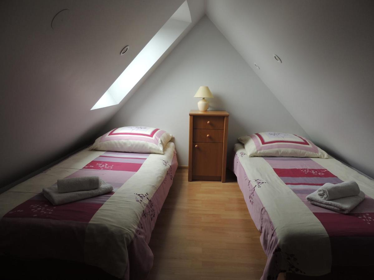 Europa Apartamenty Тженсач Екстериор снимка