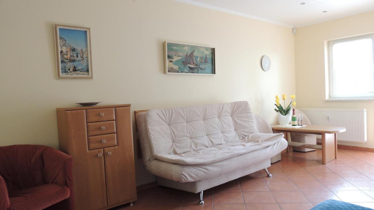 Europa Apartamenty Тженсач Екстериор снимка