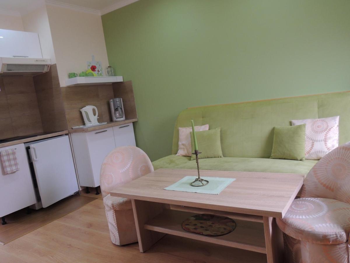 Europa Apartamenty Тженсач Екстериор снимка