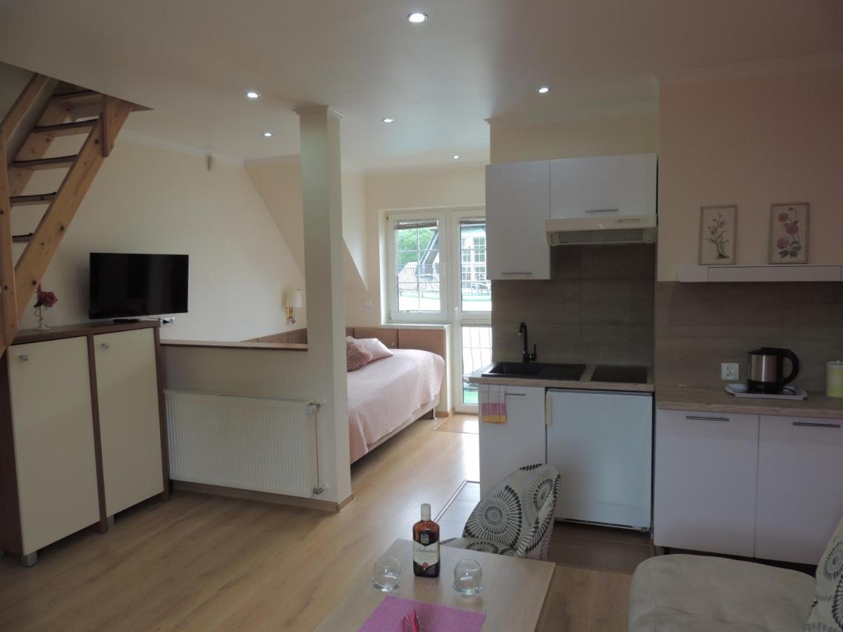 Europa Apartamenty Тженсач Екстериор снимка