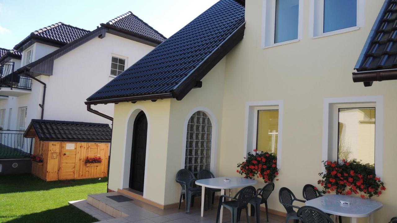 Europa Apartamenty Тженсач Екстериор снимка