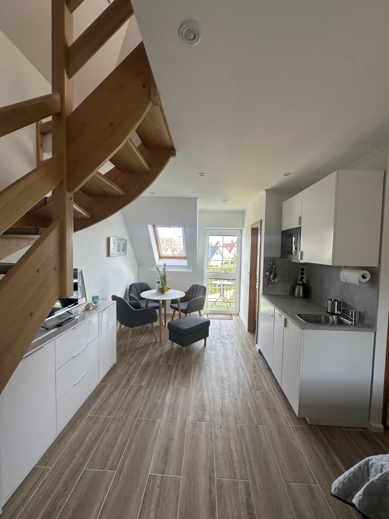 Europa Apartamenty Тженсач Екстериор снимка